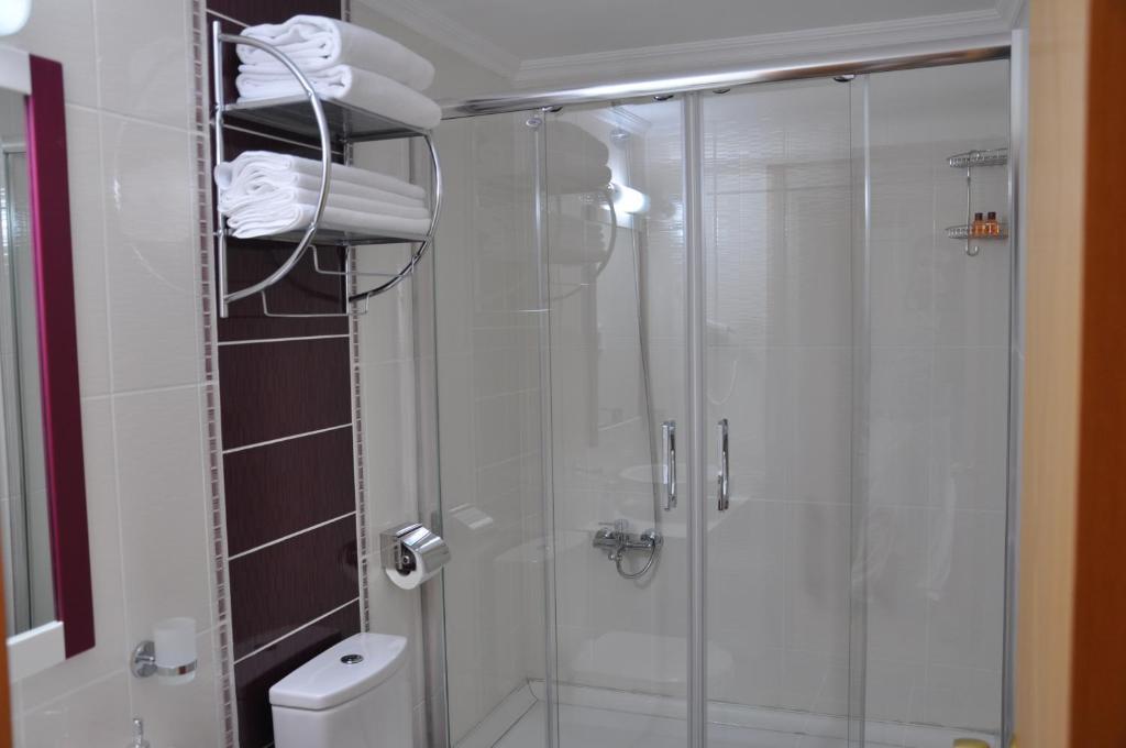 Gebze Palas Hotel מראה חיצוני תמונה