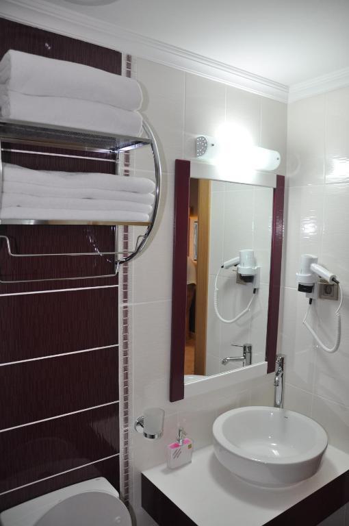 Gebze Palas Hotel מראה חיצוני תמונה