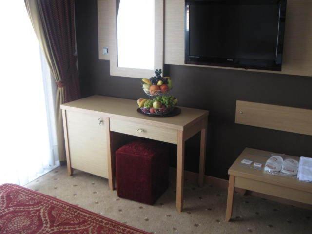 Gebze Palas Hotel מראה חיצוני תמונה